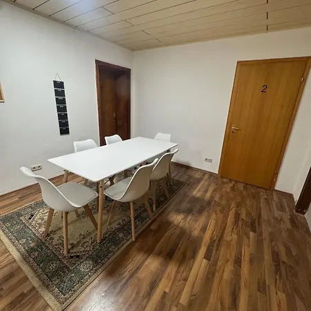 Δωμάτια σε οικογενειακή κατοικία Schelder Gaestezimmer Dillenburg